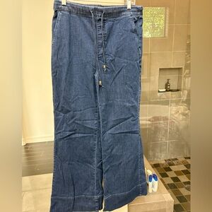Chico's Dark Blue Denim Jeans GUC with stretch and drawstring waist